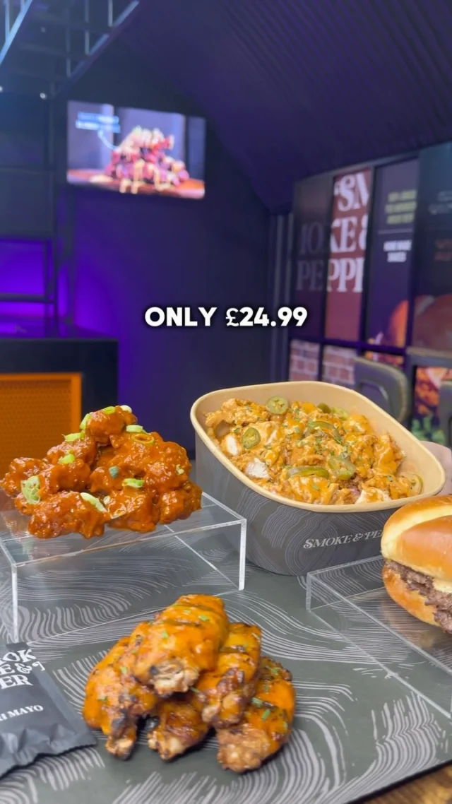 The Iftaar deal for two! This includes the best selling and customer favourites. The Classic Smash, Dynobites, 6 Grilled Wings with a side of your choice and the Texan Loaded fries for only £24.99* This offer expires on the 28th of March! PLEASE NOTE 📌 This is a set menu and nothing can be changed or replaced. For Iftaar bookings please call us on the day to reserve a table. 🌙 ••#smokeandpepper #foodie #foodinlondon #manchester